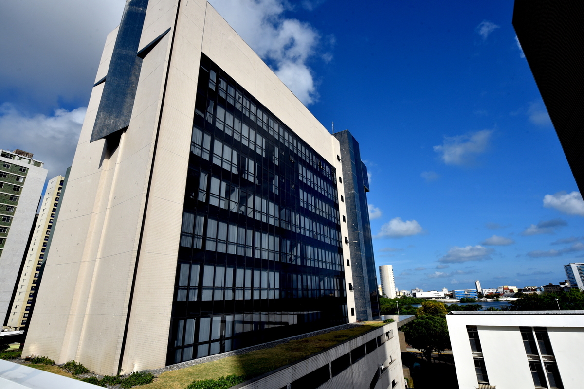 Concurso TCE PE: publicada convocação para reaplicação das provas