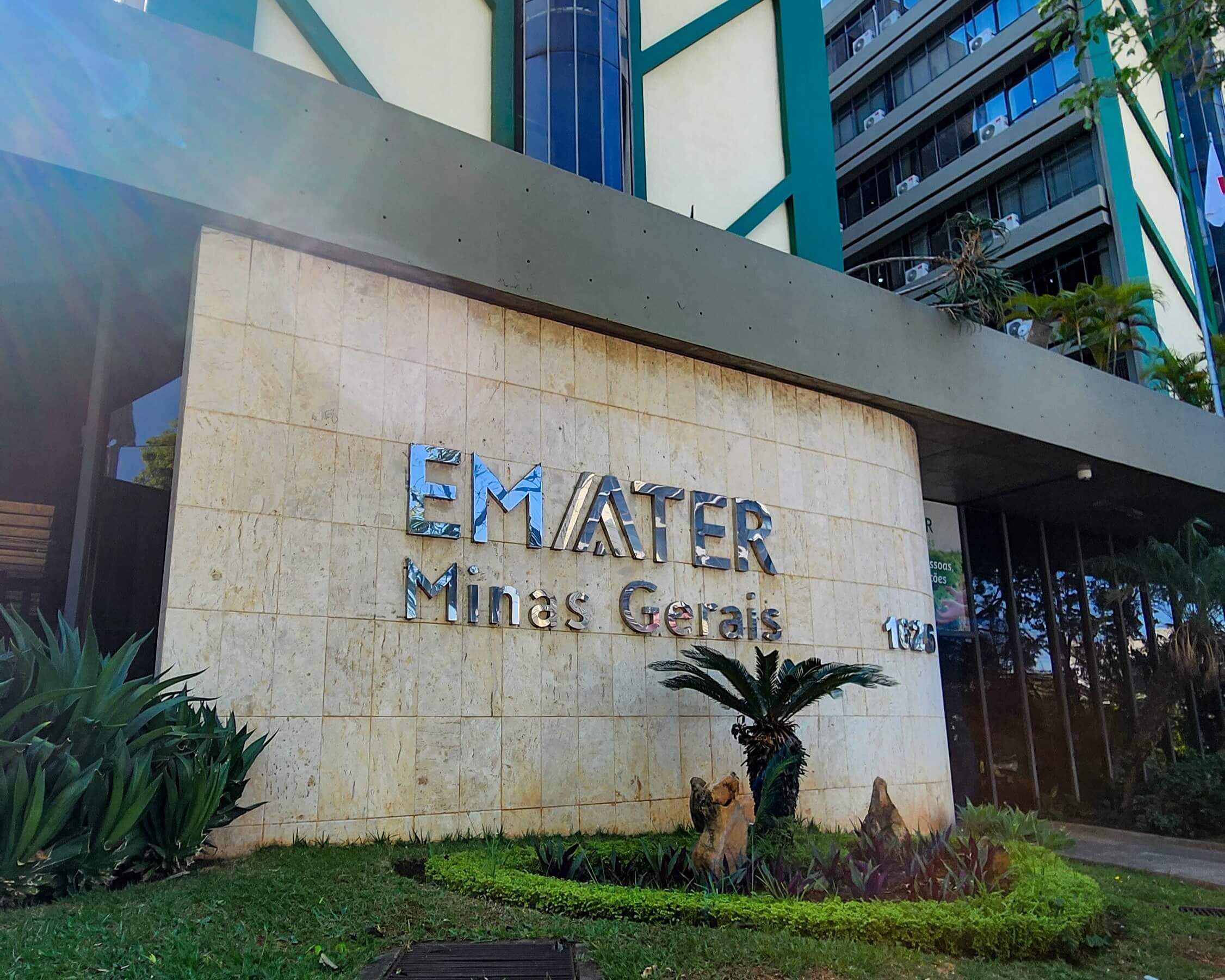 Edital concurso Emater MG: 120 vagas de níveis médio e superior; até R$ 7 mil!